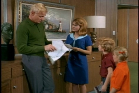 It's from Aunt Fran! A faint whiff of sulfur coming from the envelope was probably the first hint.