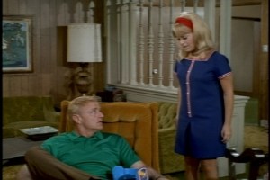 She's let Cissy know that Norton is taking another girl to Radio City.