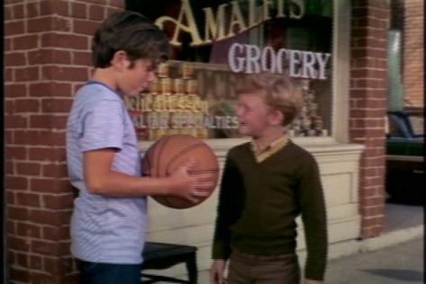 Skinny has no interest in a seven-year-old member, but he is interested in Jody's new basketball.