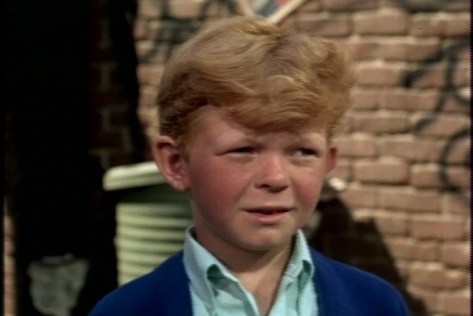 The next day, a sheepish Jody tells the Daredevils that he's giving up.