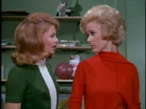 Cissy asks Dana why she didn't confide in her.