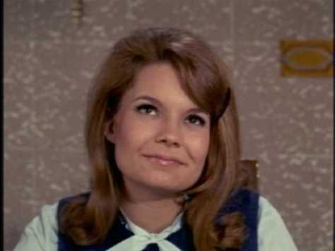 Cissy's dreaming about how wonderful the Royal Academy will be.