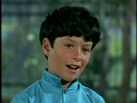 "Nah," he replies, even more dismissively.