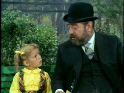 A dejected Buffy turns to French for advice.